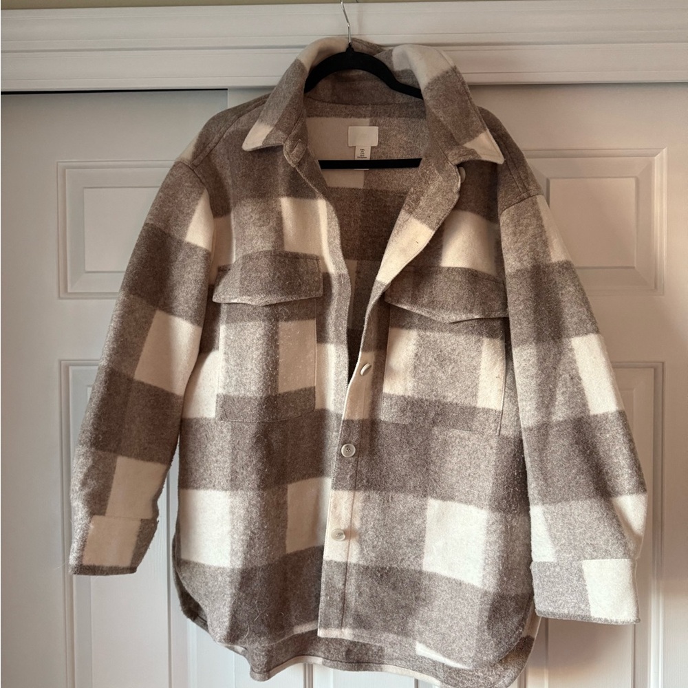 Plaid Button-Up Jacket in Brown and Cream